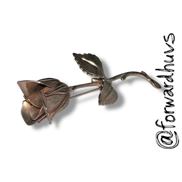 Bundle Sale 3 for $15 | Vintage Gold Tone Rose Brooch – 3”  Petals and Leaves - Picture 5 of 8